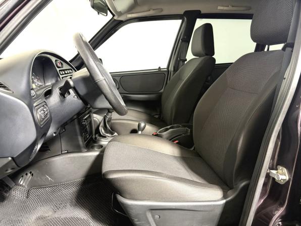 Chevrolet Niva I Рестайлинг с пробегом 2017 года, цена 720 000 рублей, 94792 км, внедорожник, Автокод Объявления