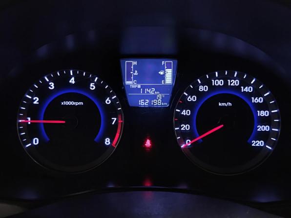 Hyundai Solaris I Рестайлинг с пробегом 2015 года, цена 879 000 рублей, 162198 км, седан, Автокод Объявления