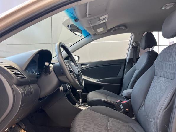 Hyundai Solaris I с пробегом 2012 года, цена 849 000 рублей, 165657 км, седан, Автокод Объявления