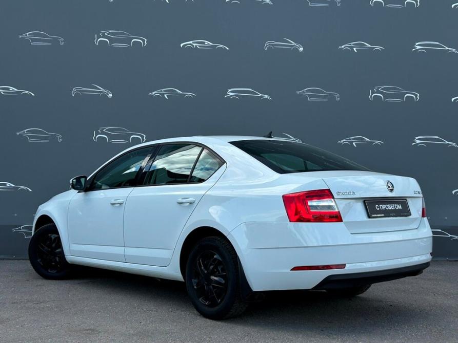 Skoda Octavia III (A7) Рестайлинг Санкт-Петербург  - изображение 4