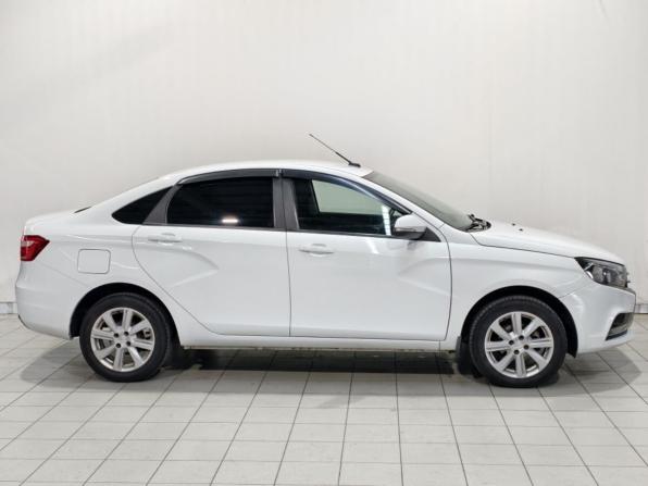 Lada (ВАЗ) Vesta I с пробегом 2022 года, цена 1 137 400 рублей, 109163 км, седан, Автокод Объявления