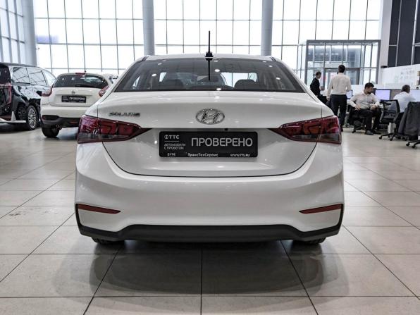 Hyundai Solaris II с пробегом 2019 года, цена 1 350 000 рублей, 74463 км, седан, Автокод Объявления