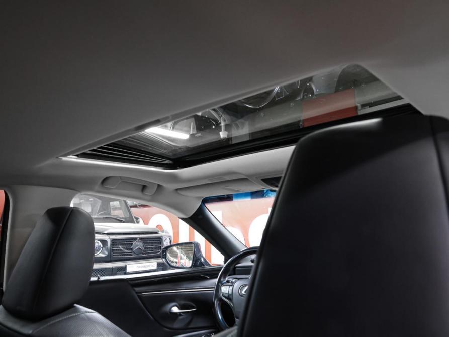 Lexus ES VII Москва  - изображение 19