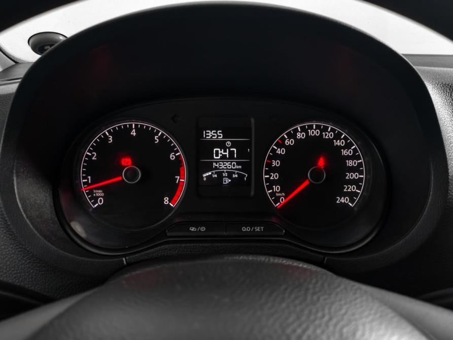 Volkswagen Polo V Рестайлинг Санкт-Петербург  - изображение 18