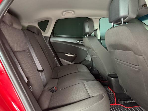 Opel Astra J с пробегом 2011 года, цена 675 000 рублей, 159171 км, хэтчбек, Автокод Объявления
