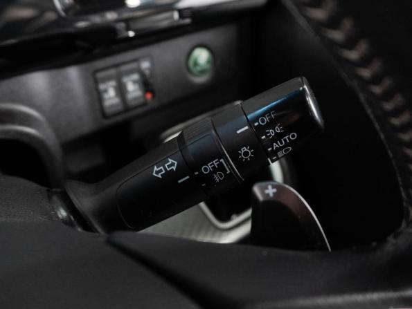 Honda Stepwgn V Рестайлинг с пробегом 2018 года, цена 2 100 000 рублей, 133691 км, минивэн, Автокод Объявления