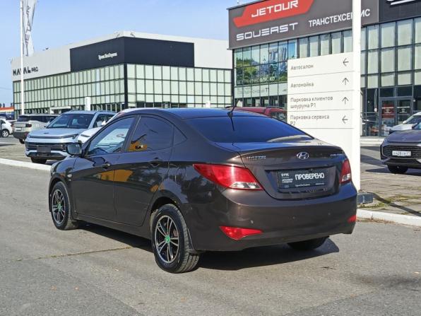 Hyundai Solaris I Рестайлинг с пробегом 2015 года, цена 662 000 рублей, 286047 км, седан, Автокод Объявления