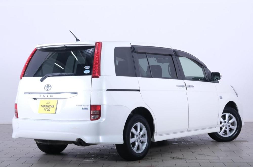 Toyota ISis I Рестайлинг Омск  - изображение 7