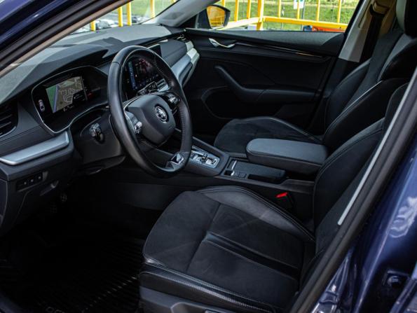 Skoda Octavia IV (A8) с пробегом 2020 года, цена 2 390 000 рублей, 107000 км, лифтбек, Автокод Объявления
