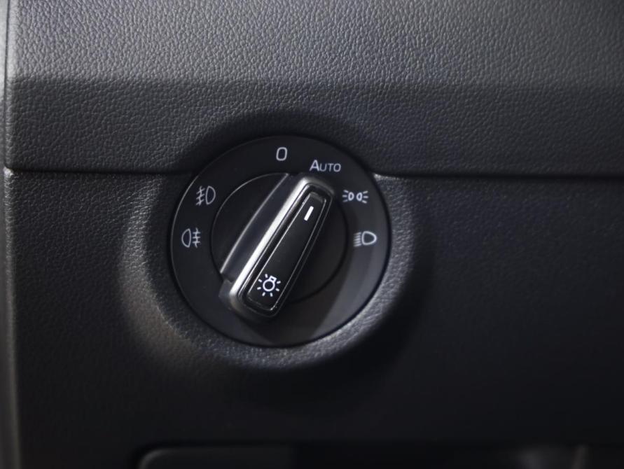 Skoda Octavia III (A7) Рестайлинг Санкт-Петербург  - изображение 12