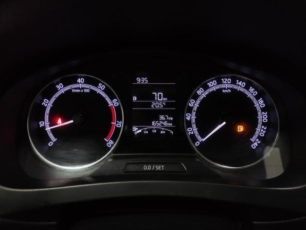 Skoda Rapid I Рестайлинг с пробегом 2019 года, цена 980 000 рублей, 165246 км, лифтбек, Автокод Объявления