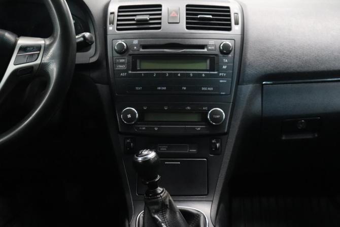 Toyota Avensis III с пробегом 2009 года, цена 588 000 рублей, 426817 км, седан, Автокод Объявления