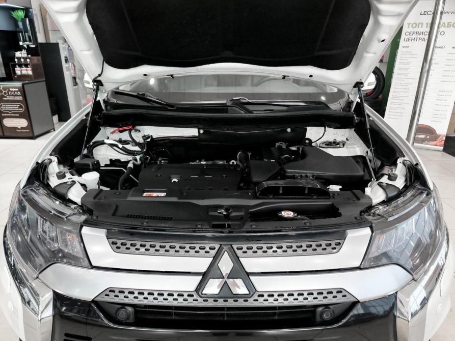 Mitsubishi Outlander III Рестайлинг 3 Казань  - изображение 11