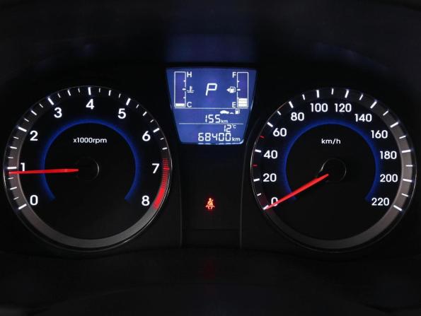Hyundai Solaris I Рестайлинг с пробегом 2015 года, цена 1 299 000 рублей, 68400 км, хэтчбек, Автокод Объявления