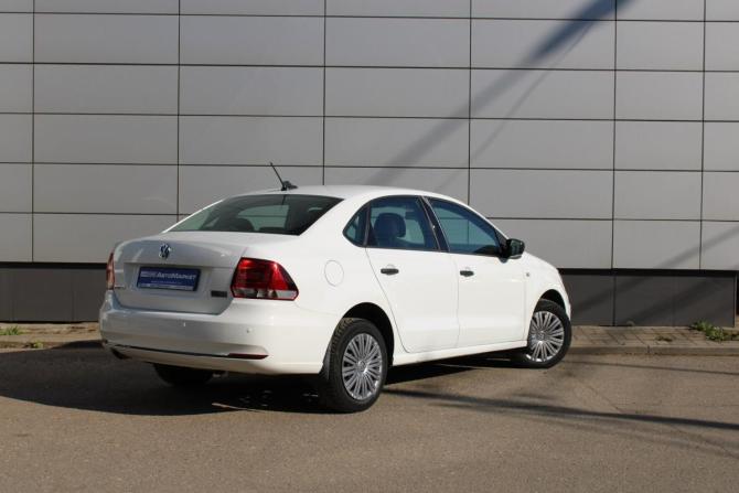 Volkswagen Polo V Рестайлинг с пробегом 2018 года, цена 965 000 рублей, 125797 км, седан, Автокод Объявления