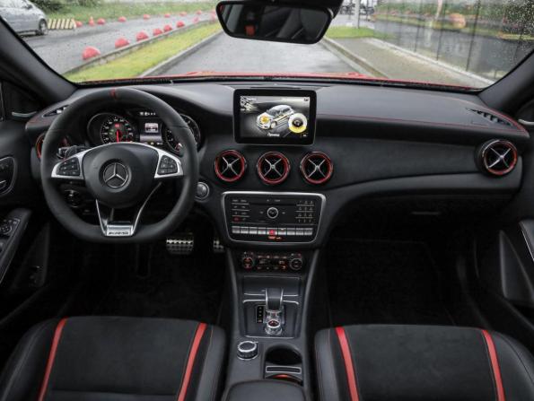 Mercedes-Benz GLA AMG I (X156) Рестайлинг с пробегом 2018 года, цена 3 150 000 рублей, 113367 км, внедорожник, Автокод Объявления