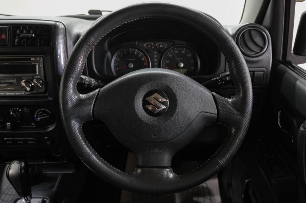 Suzuki Jimny III Рестайлинг 1 Новокузнецк  - изображение 20