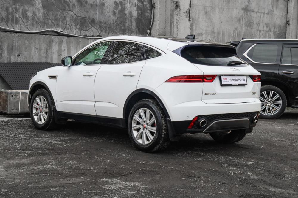Jaguar E-Pace I Москва  - изображение 6