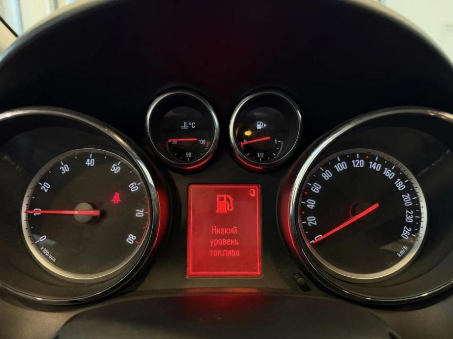 Opel Astra J Рестайлинг Подольск  - изображение 17