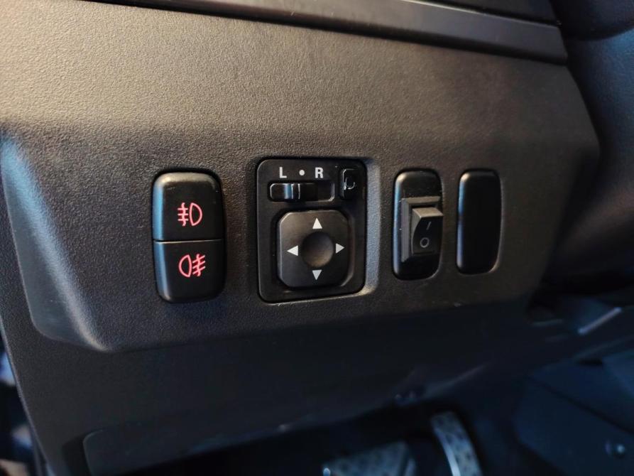 Mitsubishi Pajero IV Рестайлинг 1 Санкт-Петербург  - изображение 13