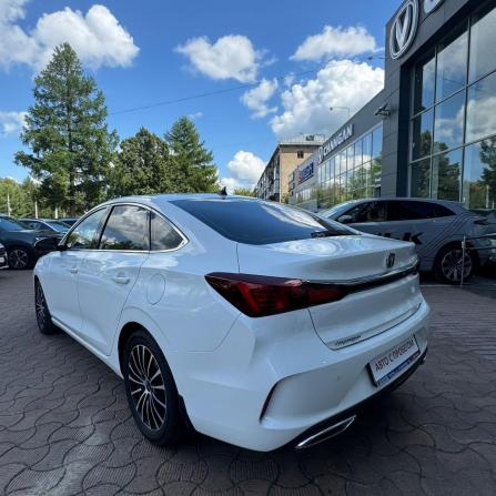 Changan Eado Plus с пробегом 2023 года, цена 1 660 000 рублей, 37600 км, седан, Автокод Объявления