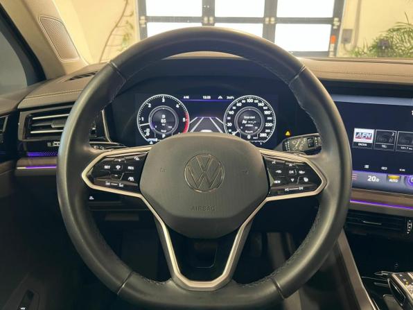 Volkswagen Touareg III с пробегом 2020 года, цена 6 895 000 рублей, 74942 км, внедорожник, Автокод Объявления