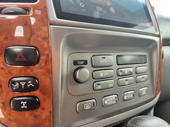 Toyota Land Cruiser 100 Series Рестайлинг 2 с пробегом 2006 года, цена 1 650 000 рублей, 510000 км, внедорожник, Автокод Объявления