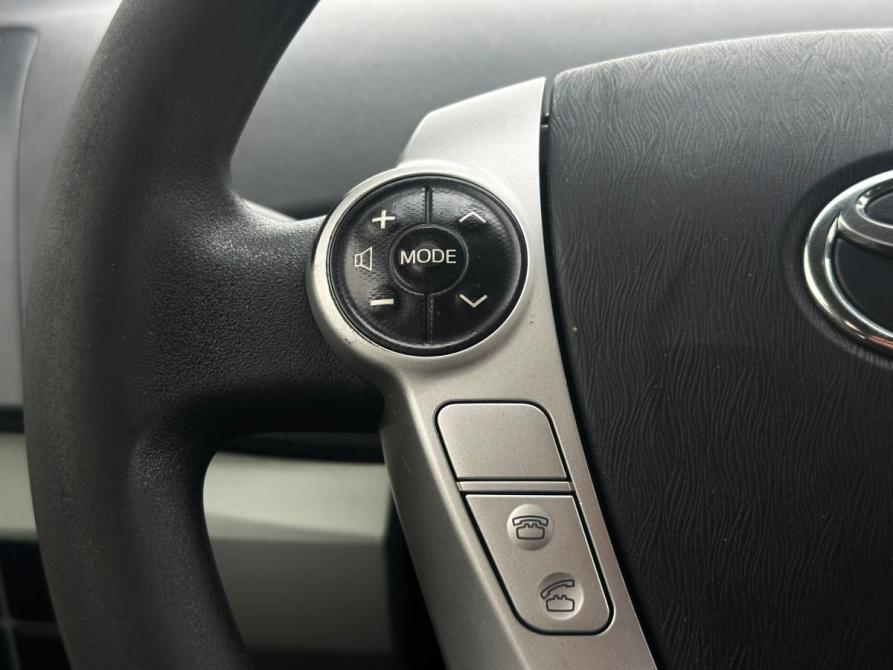 Toyota Prius III Рестайлинг (XW30) Краснодар  - изображение 21