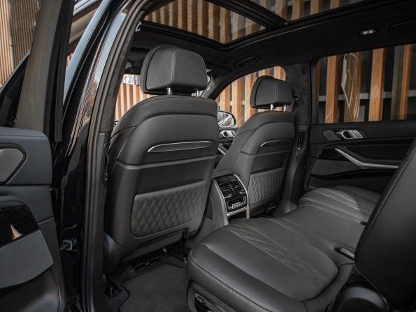 Новый BMW X7 I (G07) Рестайлинг 2024 года, цена 21 172 900 рублей, внедорожник, Автокод Объявления