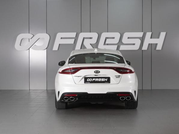 Kia Stinger I с пробегом 2018 года, цена 2 425 000 рублей, 110135 км, лифтбек, Автокод Объявления