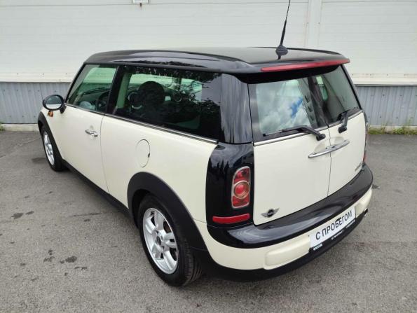 Mini Clubman I Рестайлинг с пробегом 2013 года, цена 990 000 рублей, 134647 км, хэтчбек, Автокод Объявления
