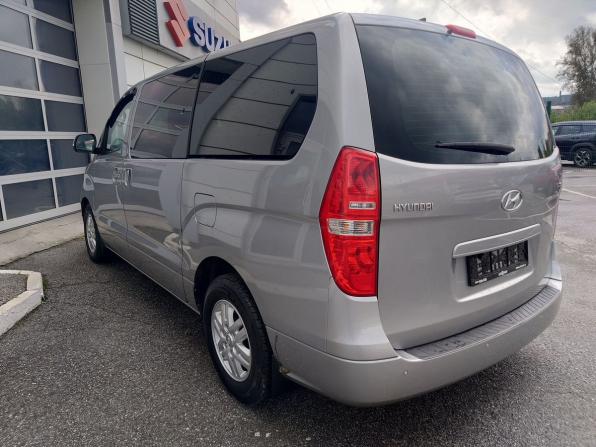 Hyundai H-1 II Рестайлинг 2 с пробегом 2020 года, цена 3 356 000 рублей, 250894 км, минивэн, Автокод Объявления