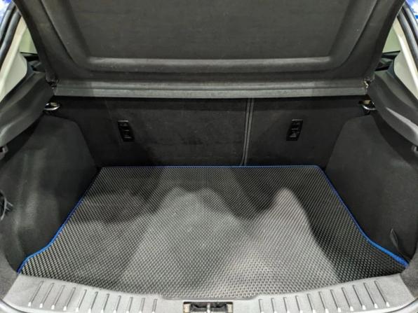 Ford Focus III Рестайлинг с пробегом 2018 года, цена 1 192 000 рублей, 128000 км, хэтчбек, Автокод Объявления