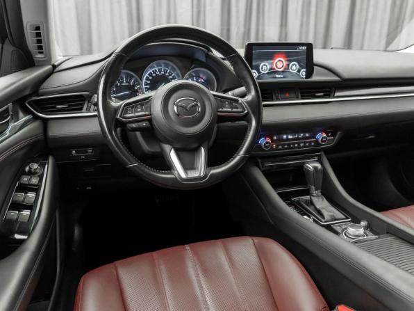 Mazda 6 III (GJ) Рестайлинг 2 с пробегом 2021 года, цена 2 840 000 рублей, 101702 км, седан, Автокод Объявления
