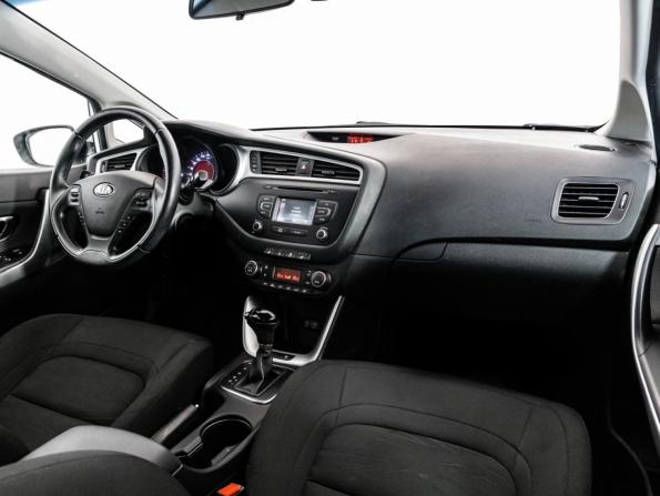 Kia Ceed II Рестайлинг с пробегом 2017 года, цена 1 449 000 рублей, 100621 км, хэтчбек, Автокод Объявления