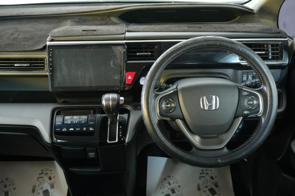 Honda Stepwgn V Омск  - изображение 11