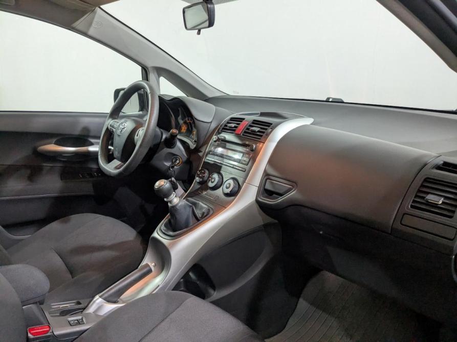 Toyota Auris I Рестайлинг Химки  - изображение 14