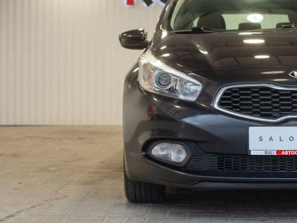 Kia Ceed II с пробегом 2012 года, цена 899 000 рублей, 198904 км, хэтчбек, Автокод Объявления