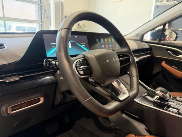 Omoda C5 I с пробегом 2023 года, цена 1 850 000 рублей, 48700 км, внедорожник, Автокод Объявления