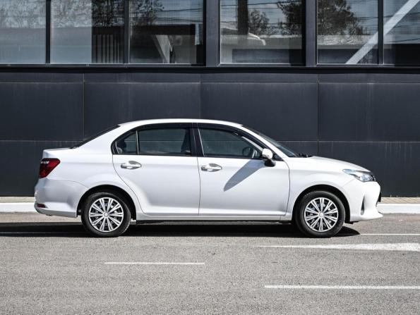 Toyota Corolla XI (E160 E170) Рестайлинг 2 с пробегом 2018 года, цена 1 339 000 рублей, 40205 км, седан, Автокод Объявления