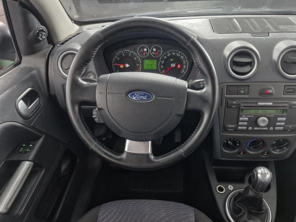 Ford Fusion I Рестайлинг с пробегом 2008 года, цена 397 000 рублей, 251269 км, хэтчбек, Автокод Объявления