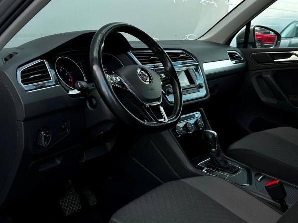 Volkswagen Tiguan II с пробегом 2017 года, цена 1 555 300 рублей, 187728 км, внедорожник, Автокод Объявления