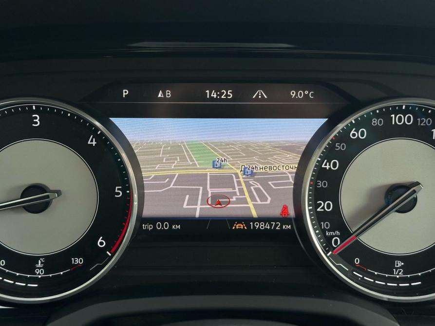 Volkswagen Touareg III Санкт-Петербург  - изображение 19
