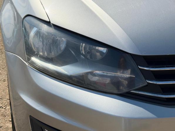 Volkswagen Polo V Рестайлинг с пробегом 2018 года, цена 999 000 рублей, 123400 км, седан, Автокод Объявления