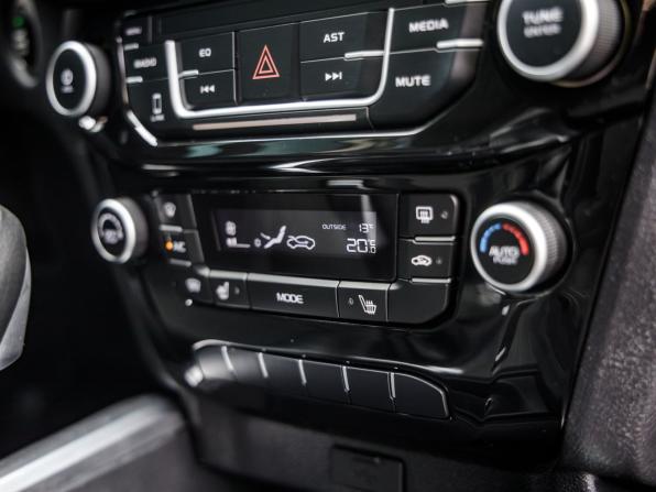Geely Emgrand X7 I Рестайлинг 2 с пробегом 2019 года, цена 1 328 000 рублей, 36760 км, внедорожник, Автокод Объявления