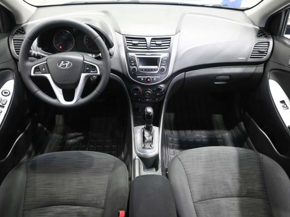 Hyundai Solaris I Рестайлинг с пробегом 2016 года, цена 1 039 900 рублей, 158000 км, седан, Автокод Объявления