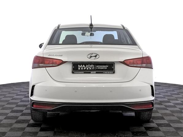 Hyundai Solaris II Рестайлинг с пробегом 2021 года, цена 1 380 000 рублей, 168824 км, седан, Автокод Объявления