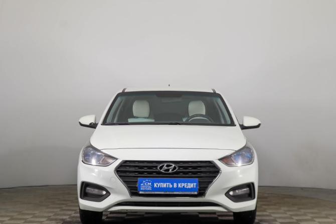 Hyundai Solaris II с пробегом 2018 года, цена 939 000 рублей, 217931 км, седан, Автокод Объявления