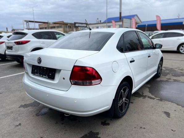 Volkswagen Polo V с пробегом 2014 года, цена 720 000 рублей, 198700 км, седан, Автокод Объявления
