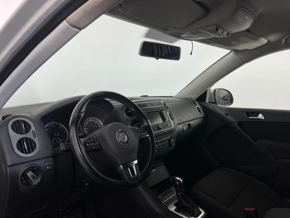 Volkswagen Tiguan I Рестайлинг с пробегом 2011 года, цена 1 265 000 рублей, 170000 км, внедорожник, Автокод Объявления